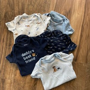 Carter’s five pack of Onesies - 12 months